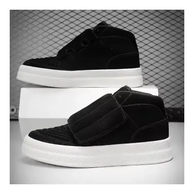 HIGH TOP SNEAKERS